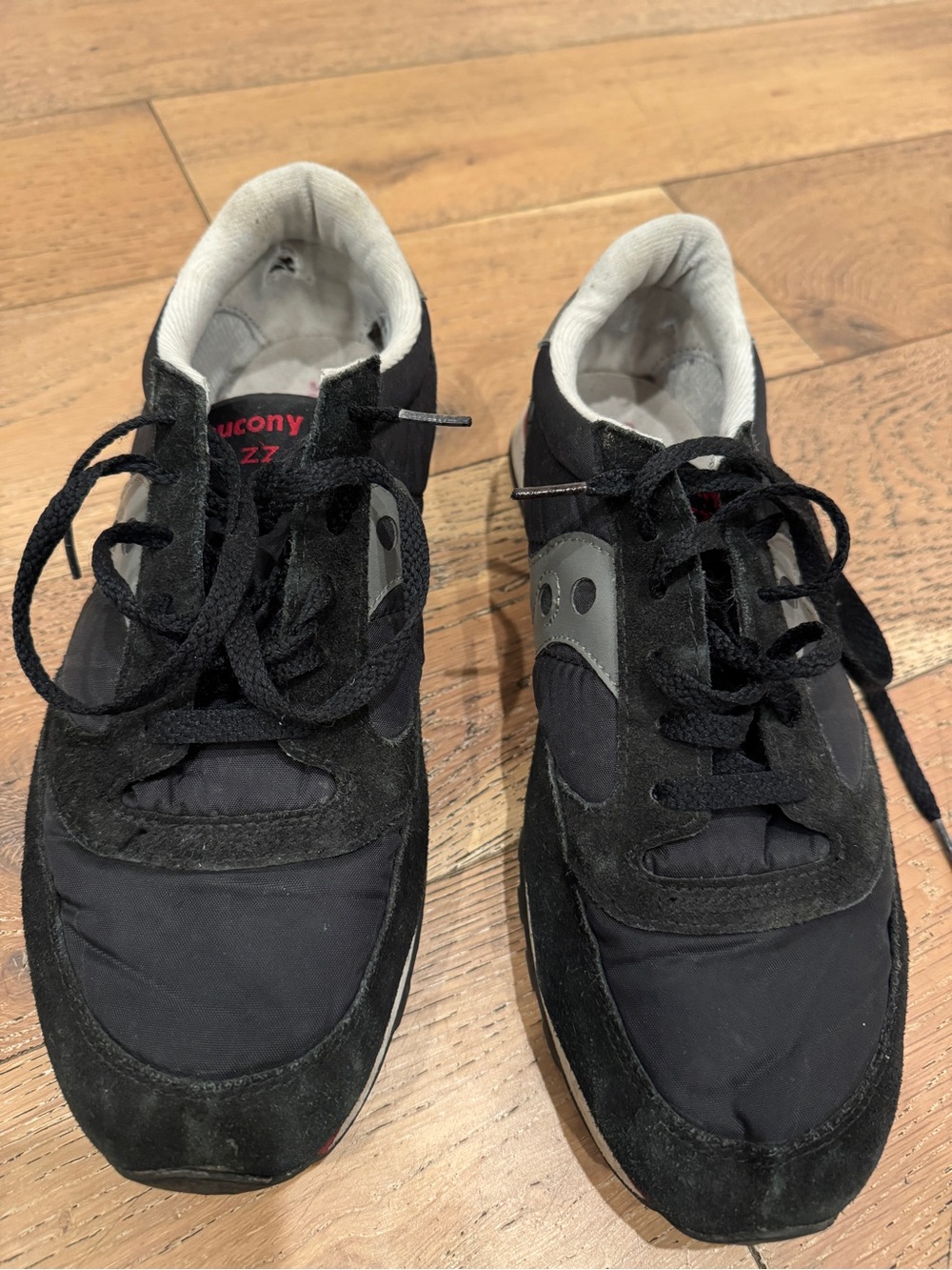 Black Saucony Jazz Sneakers